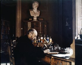 Santiago Ramón y Cajal (1852-1934), Spanish physician and researcher, Nobel Prize in 1906, color ?