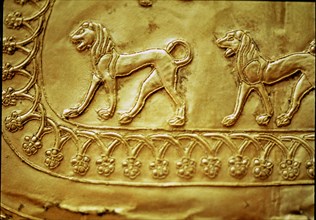 Etruscan gold fibula decorated with five lions, from the Regolini Galassi tomb, detail of the low?