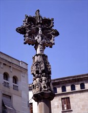 Detail of the cross in the main square of the town of Tarrega.