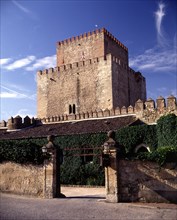 Fortress of Ciudad Rodrigo, built in 1372 by King Henry II of Castile, is currently a Parador hotel.