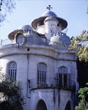 Tower of the Cross, by Jose M ª Jujol i Gibert (1879-1949).
