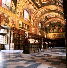 Overview of the Library of the Monastery of San Lorenzo de El Escorial.