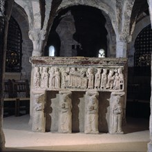 Old Cathedral of Roda de Isábena, crypt where the sarcophagus of Saint Raymon is located, beautif?