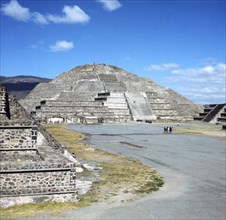 Pyramid of the Moon at the Teotihuacan ruins.