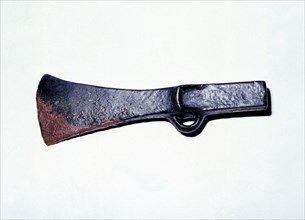 Bronze heel axe with ring, of Atlantic influence, from Solana Peñarrubia.