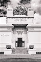 Wiener Secessionsgebäude - The Secession building, Vienna Austria, 2015.  Artist: Alan John Ainsworth.