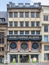 Grande Pharmacie du Centre, 29, place de la Cathédrale Pharmacie, Rouen, France, 2015.  Artist: Alan John Ainsworth.
