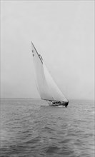 The 7 Metre sailing yacht 'Pinaster' (K8), 1913. Creator: Kirk & Sons of Cowes.