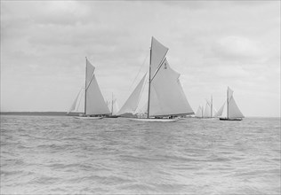 Start for the King's Cup yacht race, 1913. Creator: Kirk & Sons of Cowes.