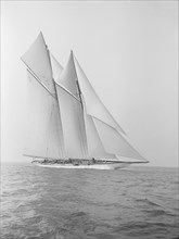 The 380 ton A Class schooner 'Margherita' sailing close-hauled, 1913. Creator: Kirk & Sons of Cowes.