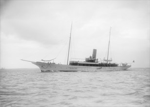 The steam yacht 'Shemara' under way, 1912. Creator: Kirk & Sons of Cowes.