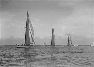 The 19-metres class 'Mariquita'  'Corona' & 'Octavia',  racing at Cowes, 1911. Creator: Kirk & Sons of Cowes.