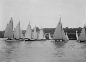 The One-Design Solent Sunbeams 'Joy', 'Mayfly', 'Wimsey' and 'Sally' racing, 1927. Creator: Kirk & Sons of Cowes.