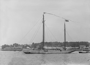 The 118 foot ketch 'Fidra' at anchor, 1922. Creator: Kirk & Sons of Cowes.