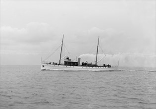 The 47 ton steam yacht 'I Wonder' under way, 1914. Creator: Kirk & Sons of Cowes.