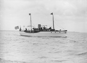 The steam yacht 'Yvonne' under way, 1913. Creator: Kirk & Sons of Cowes.