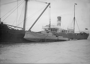 'Sabin' being shipped, 1912. Creator: Kirk & Sons of Cowes.