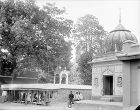 Hindu temple, idol, and shop on Fatehgarh Road, India, 1901. Creator: Kirk & Sons of Cowes.