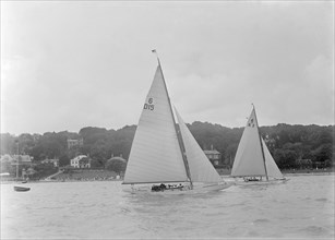 The 6 Metre Class yachts 'Oui-Oui' (D15) and 'Gairney' racing, 1922. Creator: Kirk & Sons of Cowes.