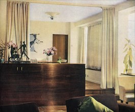 Dining-alcove in living-room at Sun House, Hampstead, London', 1937.