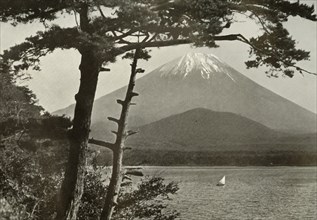 Fuji From Lake Shoji', 1910.