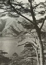 The Hotel Across The Lake, Shoji', 1910.