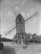 Bozeat Windmill, Bozeat, Wellingborough, Northamptonshire, 1947