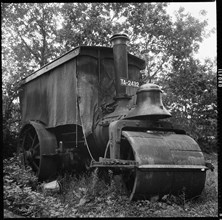 Steamroller abandoned in the corner of a field, Devon or Cornwall, 1967