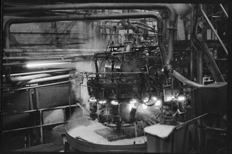 Automatic glass blowing machine, Wear Flint Glass Works, Alfred Street, Millfield, Sunderland, 1961