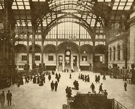 Central Hall, Pennsylvania Station, New York (Pennsylvania Railroad Company)', 1930.