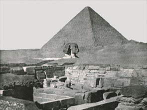 Great Pyramid, Sphinx and Temple of Chafea', Gizeh, Egypt, 1895.