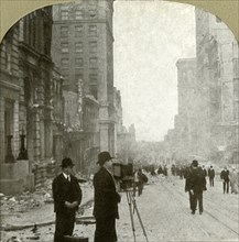 California St., looking forward toward the ferry depot - Banking District', 1906.
