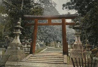 Tori D'Un Temple Shinto', (Tori at a Shinto Temple), 1900.