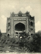The Bolund Gate, Futtehpur Sikri. Agra'.