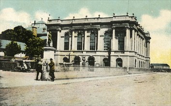 Town Hall, Swansea', 1905.