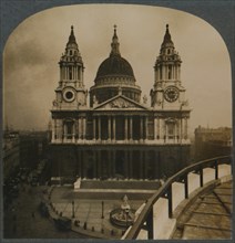 The Pride of London, St. Paul's Cathedral, London, England', c1910