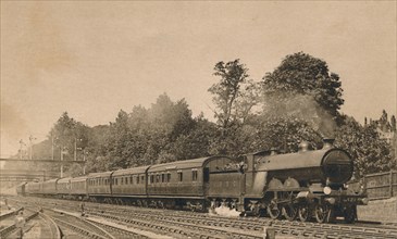 Down Brighton Express near South Croydon. Engine 4-4-2, No. 421', c1920.