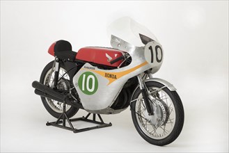 1961 Honda RC162, Mike Hailwood. Creator: Unknown.