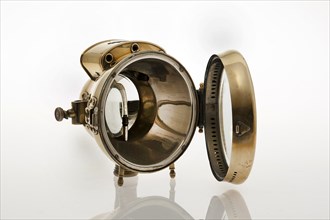 Acetylene gas headlamp from 1904 Daimler. Creator: Unknown.