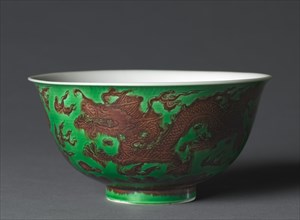Bowl with Dragons, 1662-1722. Creator: Unknown.