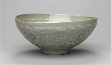 Bowl with Inlaid Cranes and Clouds Design, 1200s-1300s. Creator: Unknown.