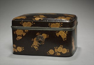 Box with Chrysanthemum Design and Lid, early 1300s. Creator: Unknown.