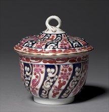Covered Bowl, c. 1770. Creator: Worcester Porcelain Factory (British).