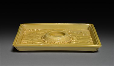 Cup Stand with Dragons in Waves, 1662-1722. Creator: Unknown.