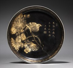 Dish with Bird on Chrysanthemum Spray, 1661-1722. Creator: Unknown.