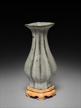 Lobed Vase: Guan ware, 1127-1279. Creator: Unknown.