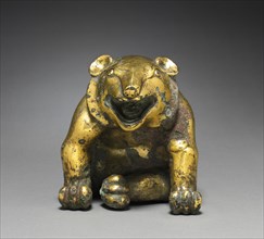 Mat Weight in the Form of a Bear, 202 BC-AD 9. Creator: Unknown.