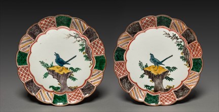 Pair of Dishes with Singing Bird on a Rock: In Ko Kutani Style, 18th century. Creator: Unknown.