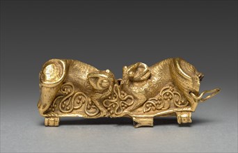 Repoussé Gold Clasp, 1200s. Creator: Unknown.