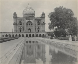 Saftar Jung Tomb, Delhi, c. 1890s. Creator: A. W. A. Plâté Studio (Ceylonese), studio of.